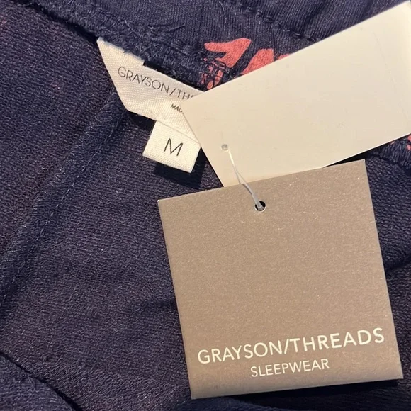 Women’s sleepware set. 1955 - Picture 7 of 7